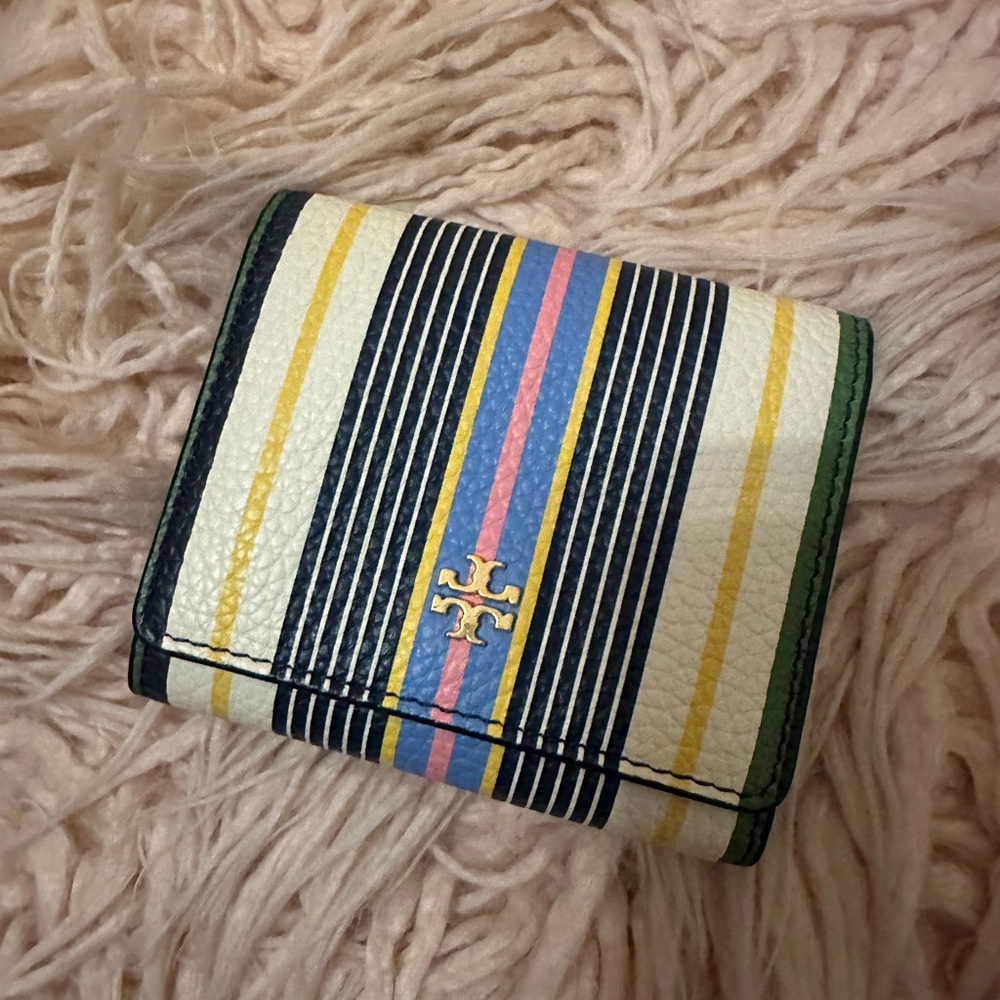 Tory Burch Blake Trifold Wallet